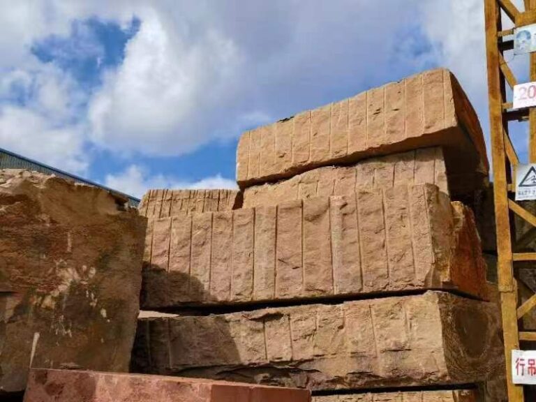 Yunnan Sandstone blocks in the quarry